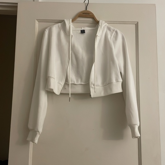 Matching Sweatpants Set - Picture 3 of 4